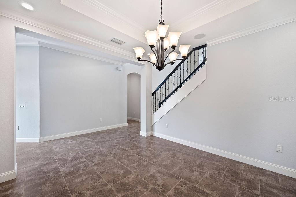 1739 LAUREL GLEN PL