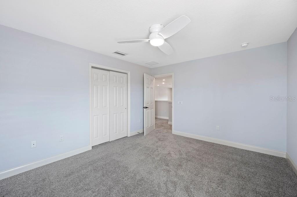 1739 LAUREL GLEN PL