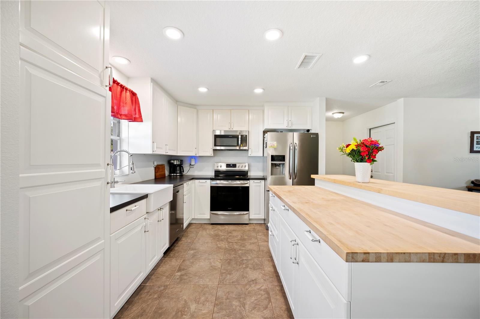 6507 SHADOWBROOK RUN