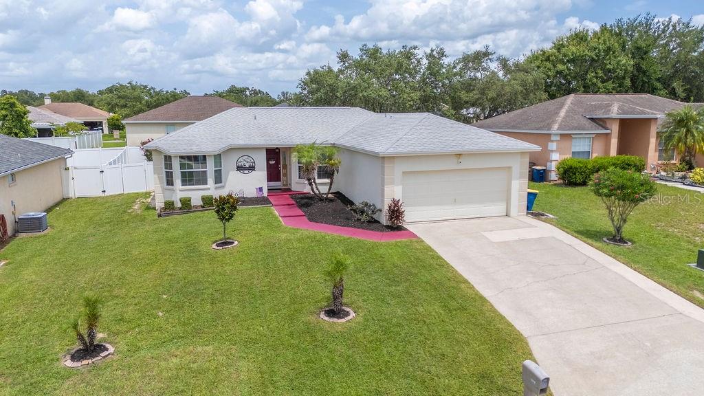 1420 MEADOWS POND DR