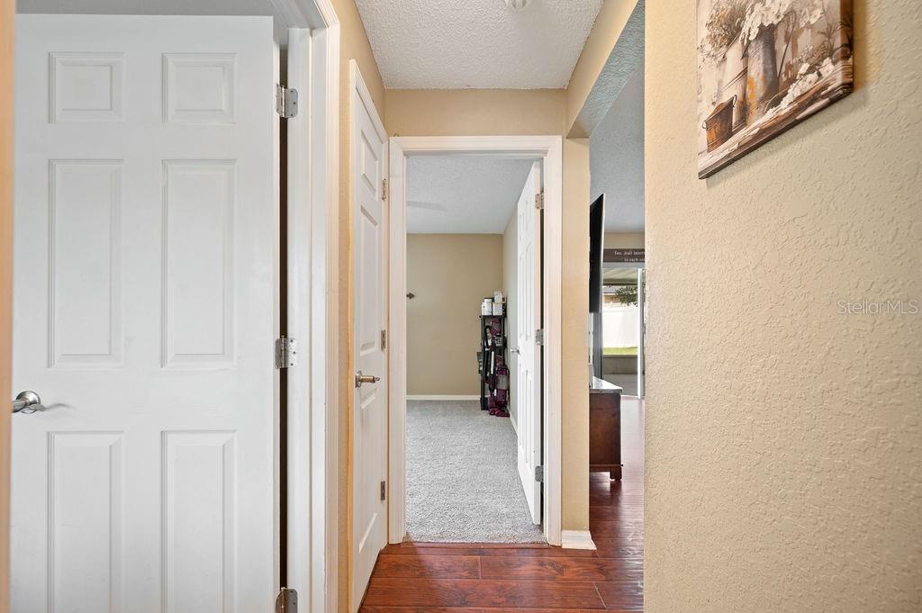 1420 MEADOWS POND DR