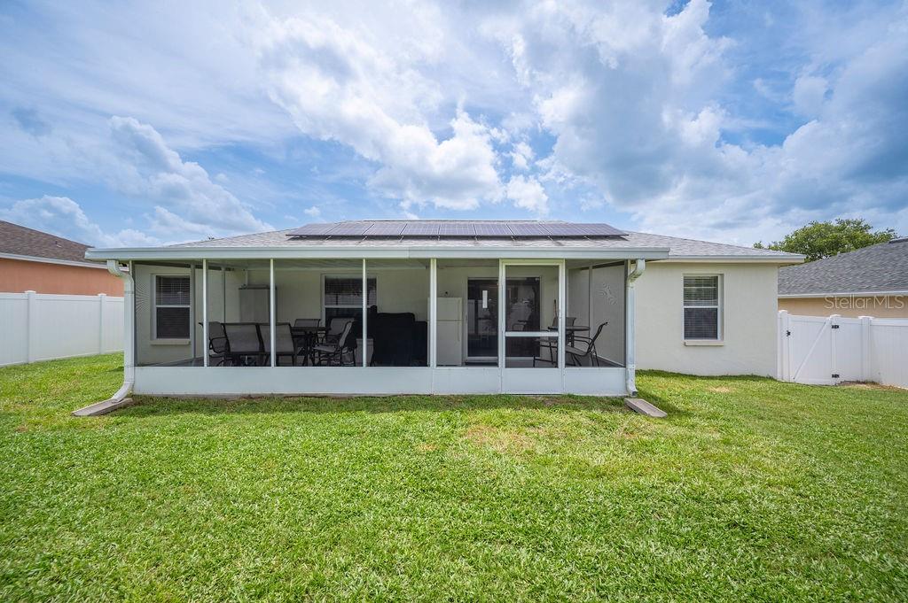 1420 MEADOWS POND DR