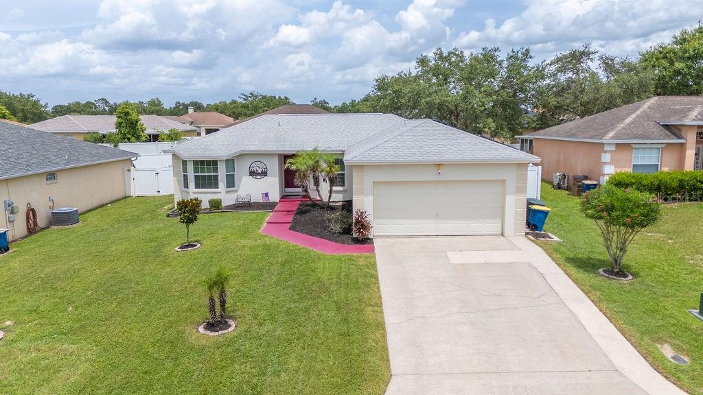 1420 MEADOWS POND DR