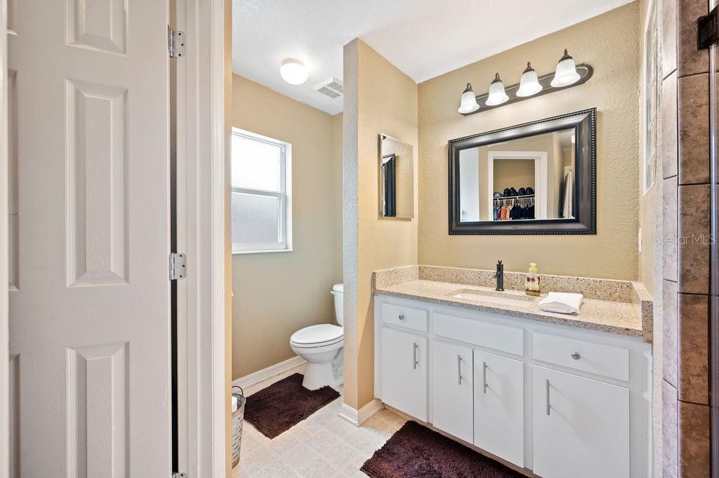 1420 MEADOWS POND DR