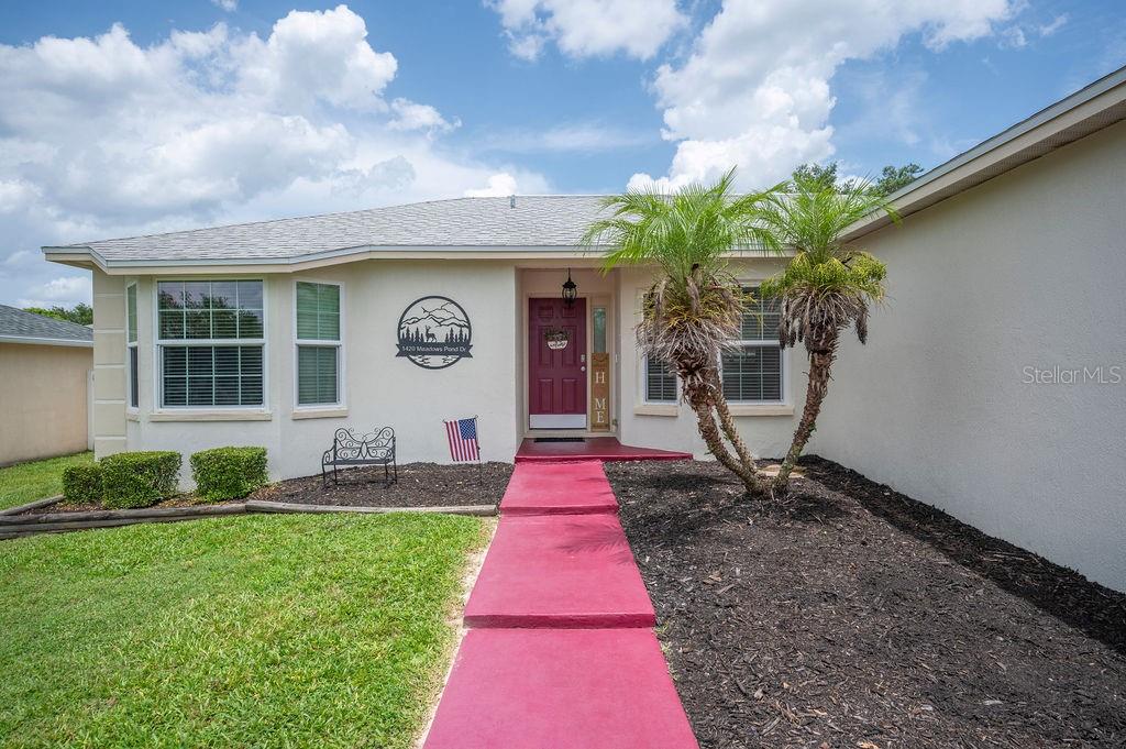 1420 MEADOWS POND DR