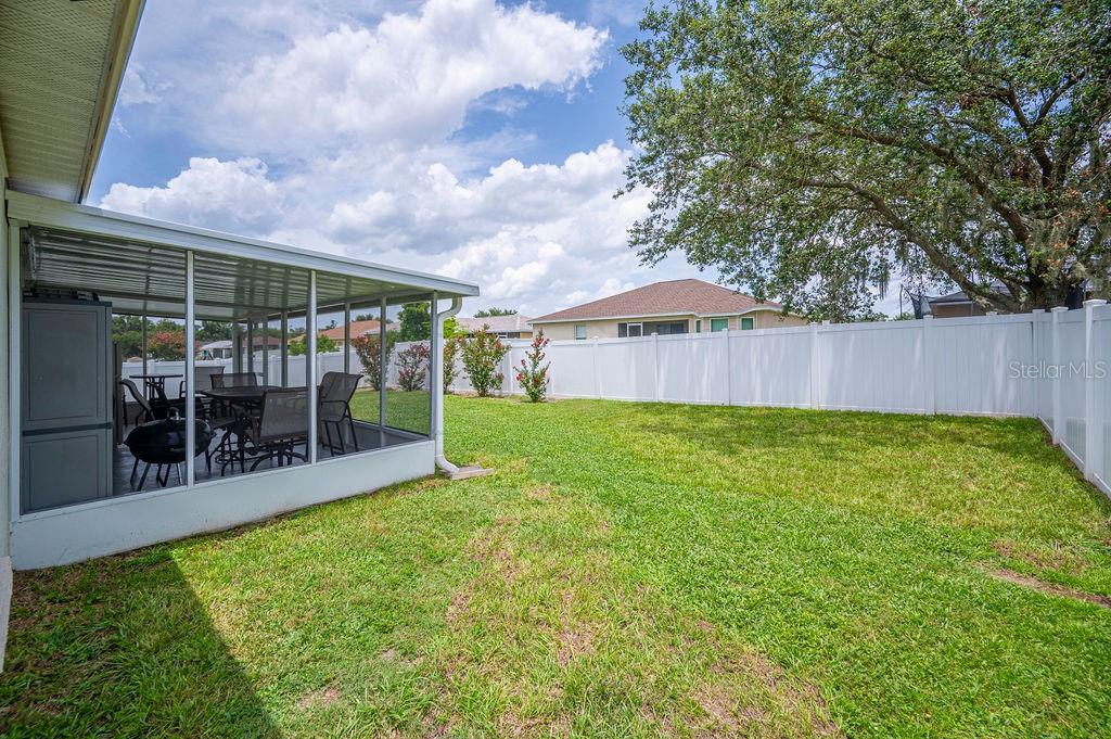 1420 MEADOWS POND DR