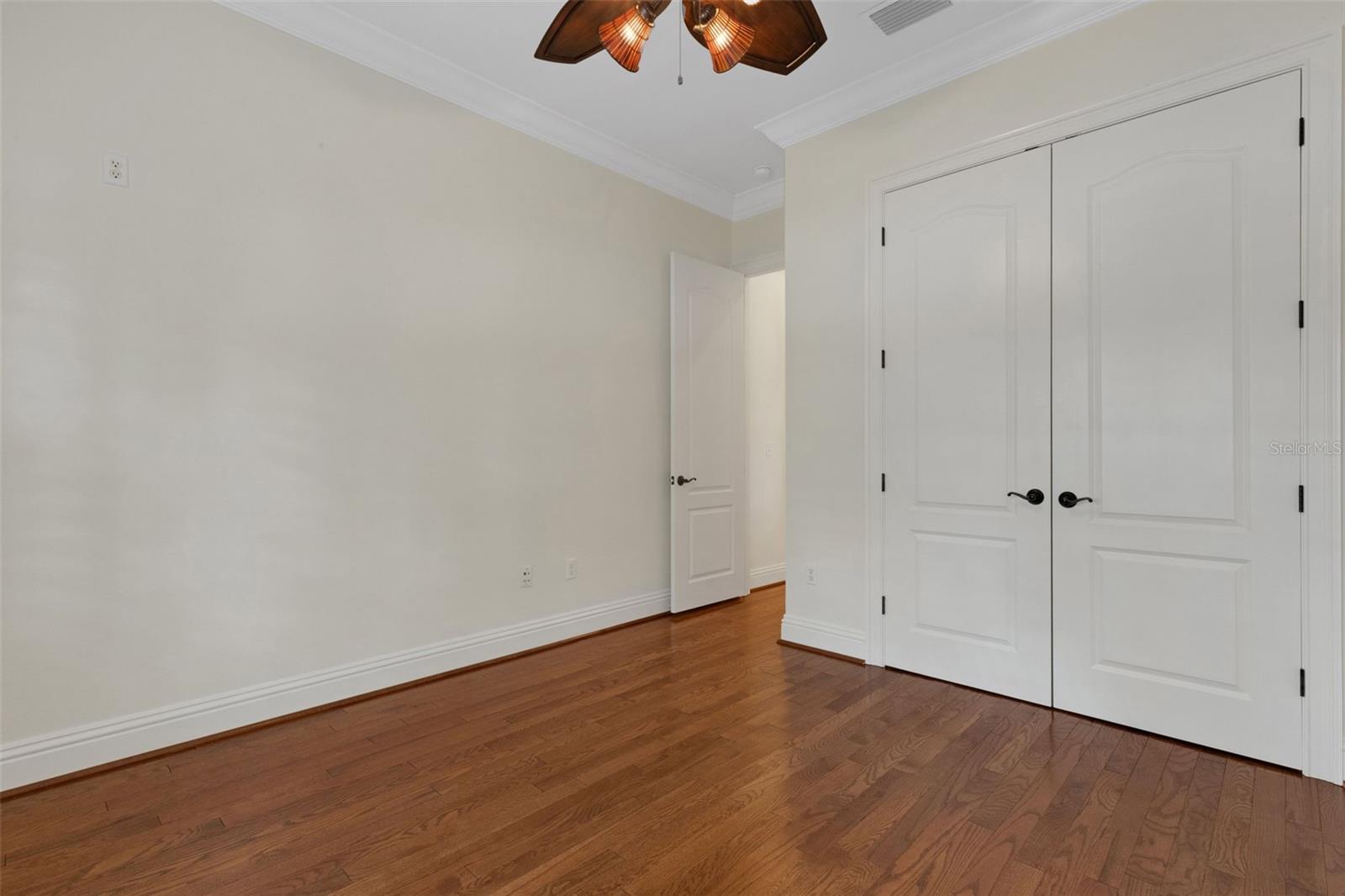 2633 BELLERIVE DR