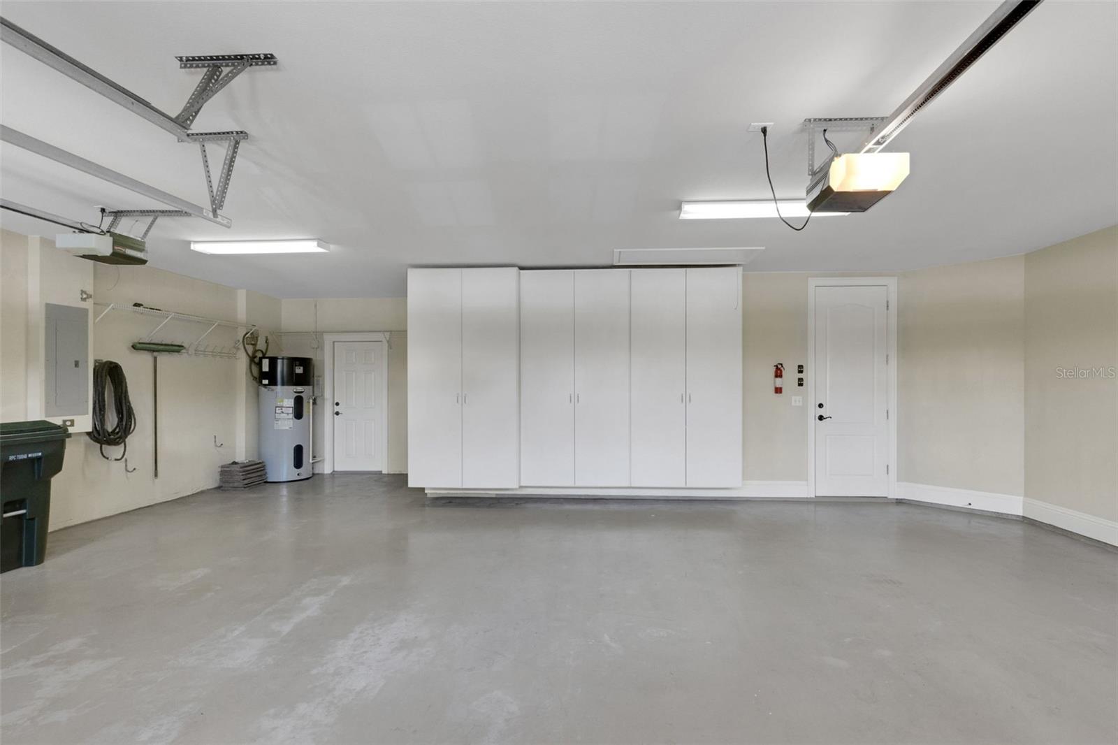 2633 BELLERIVE DR