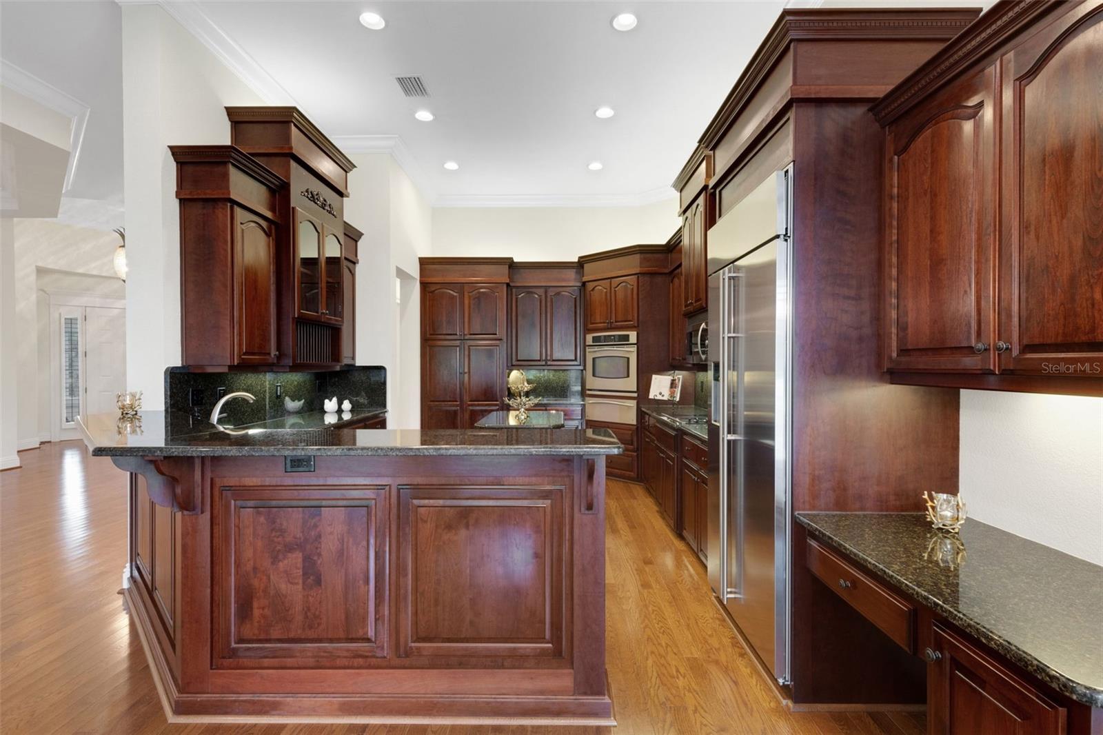 2633 BELLERIVE DR