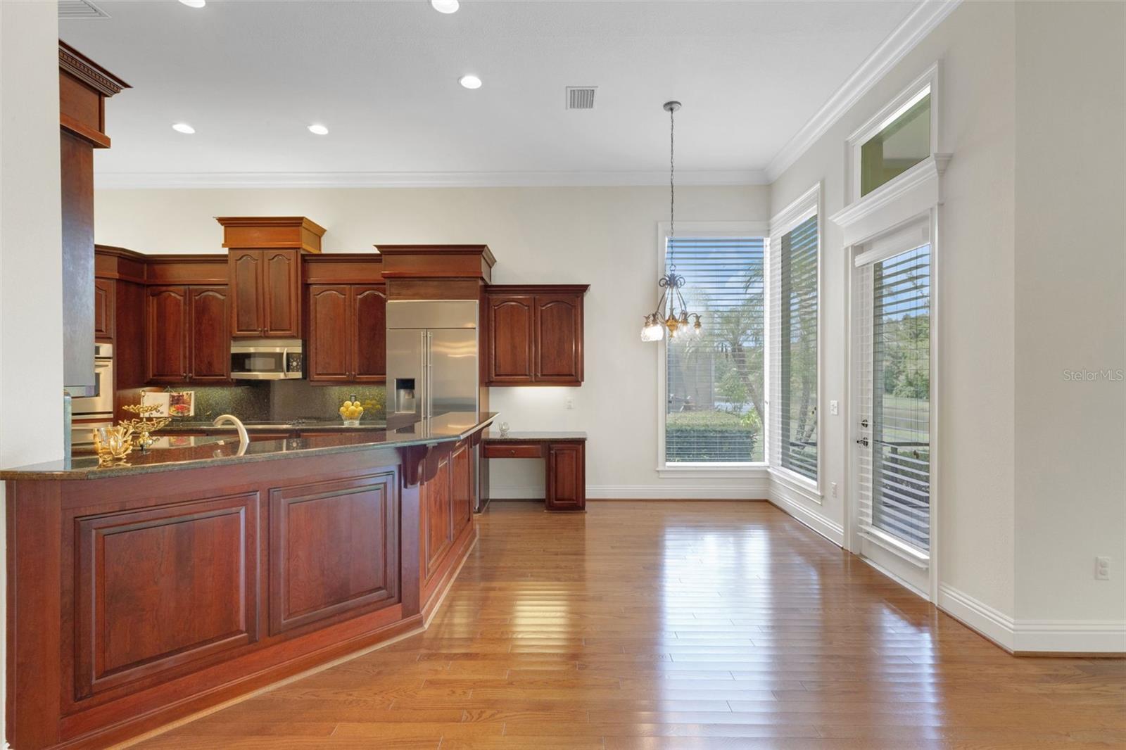 2633 BELLERIVE DR