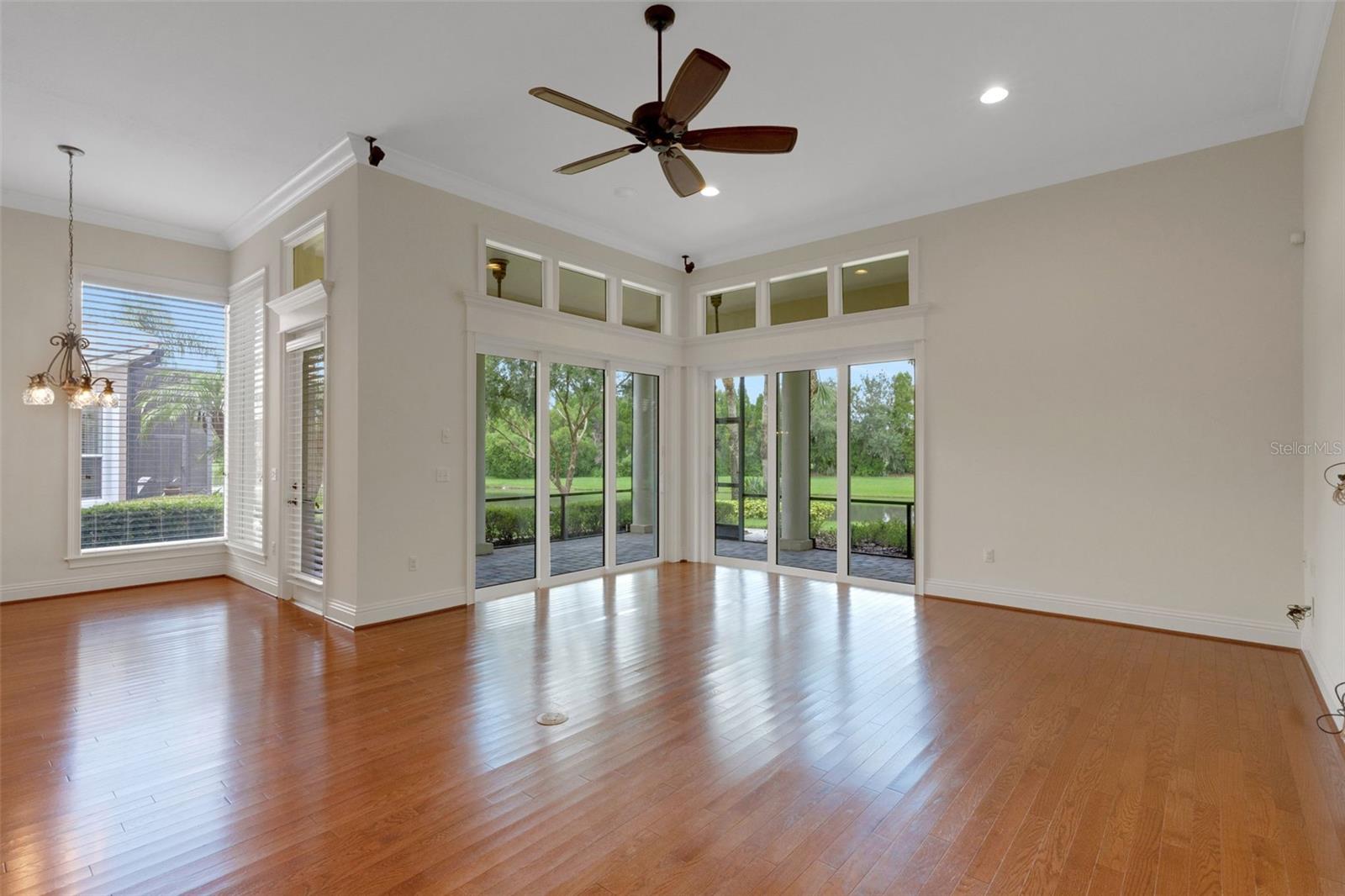 2633 BELLERIVE DR