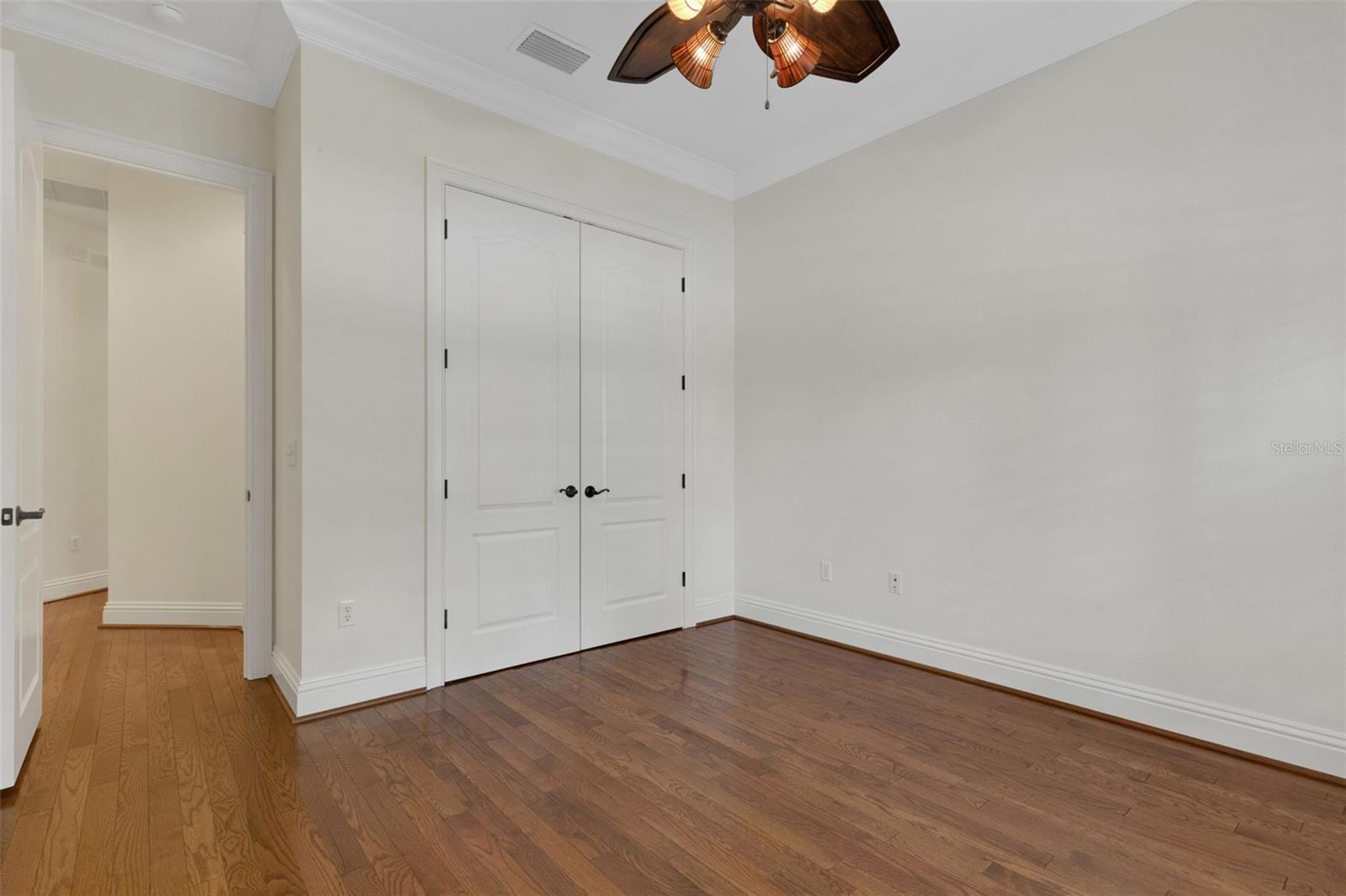 2633 BELLERIVE DR