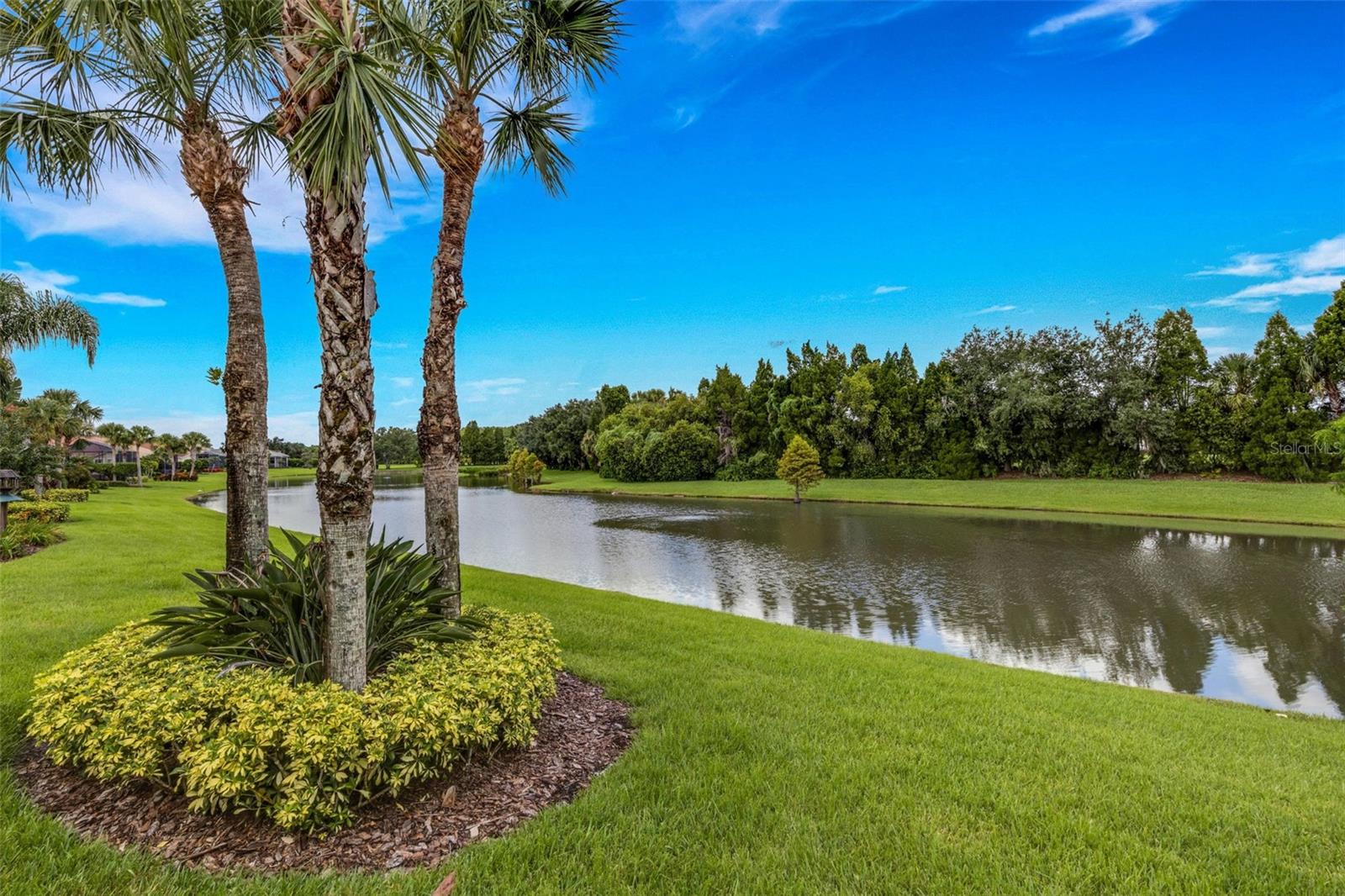 2633 BELLERIVE DR