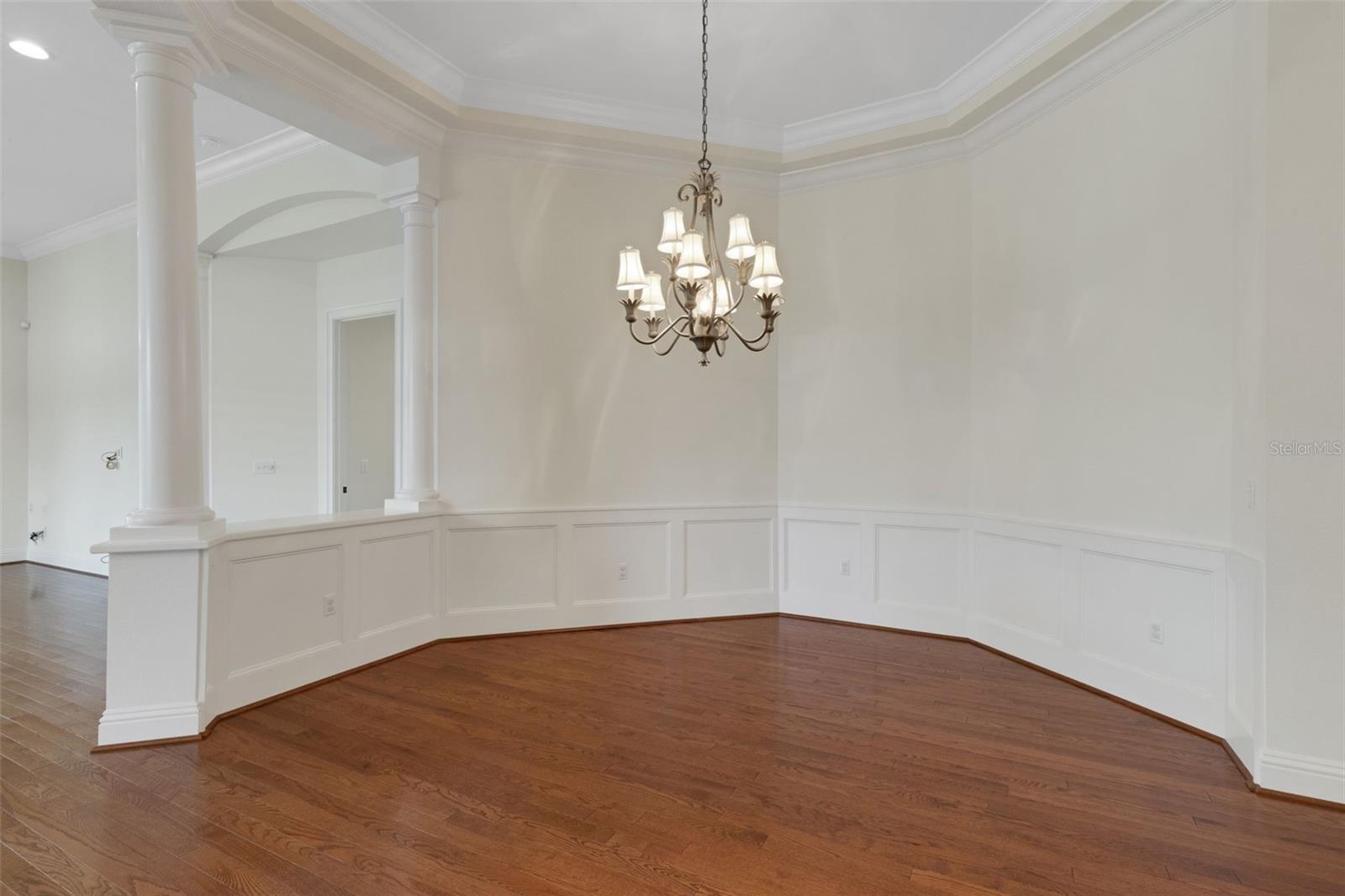 2633 BELLERIVE DR