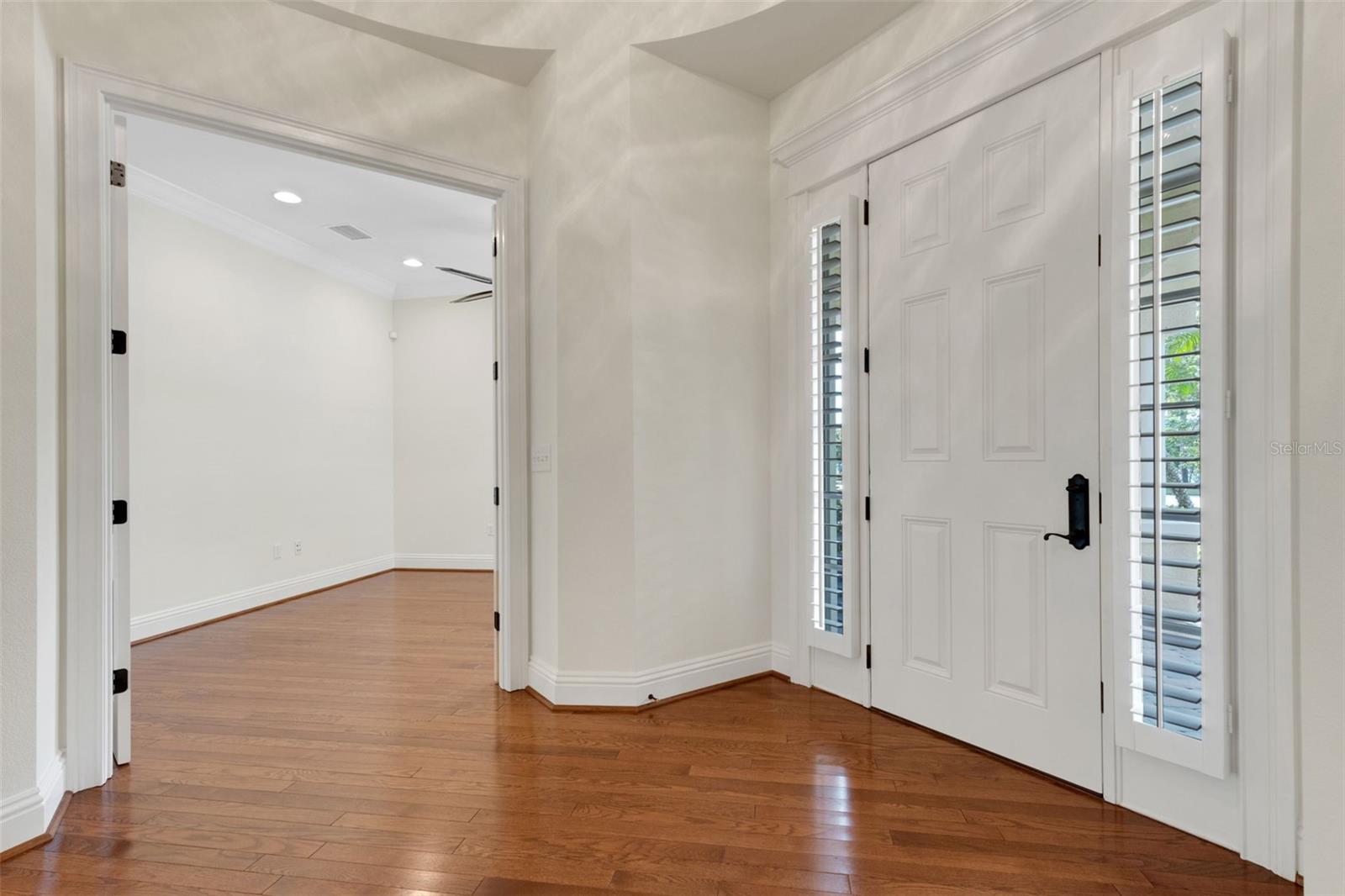2633 BELLERIVE DR