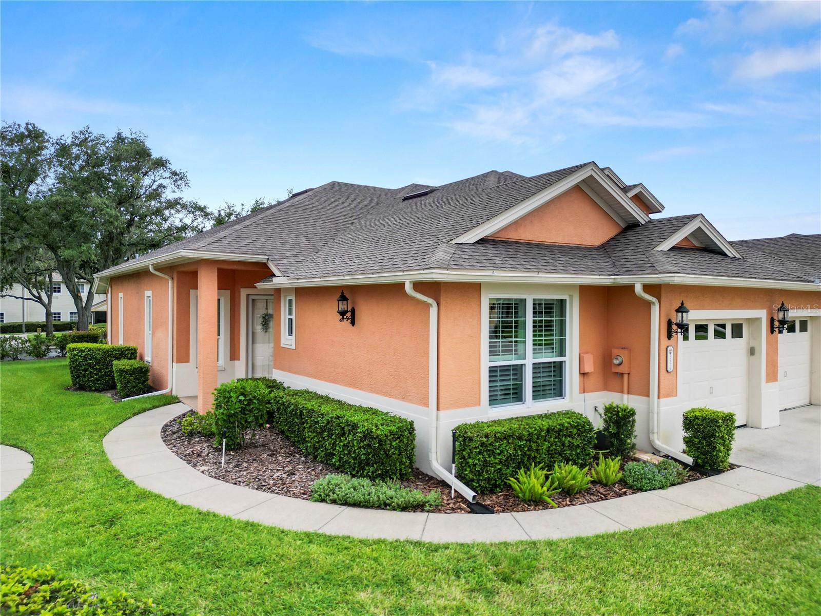 2979 MISSION LAKES DR #12