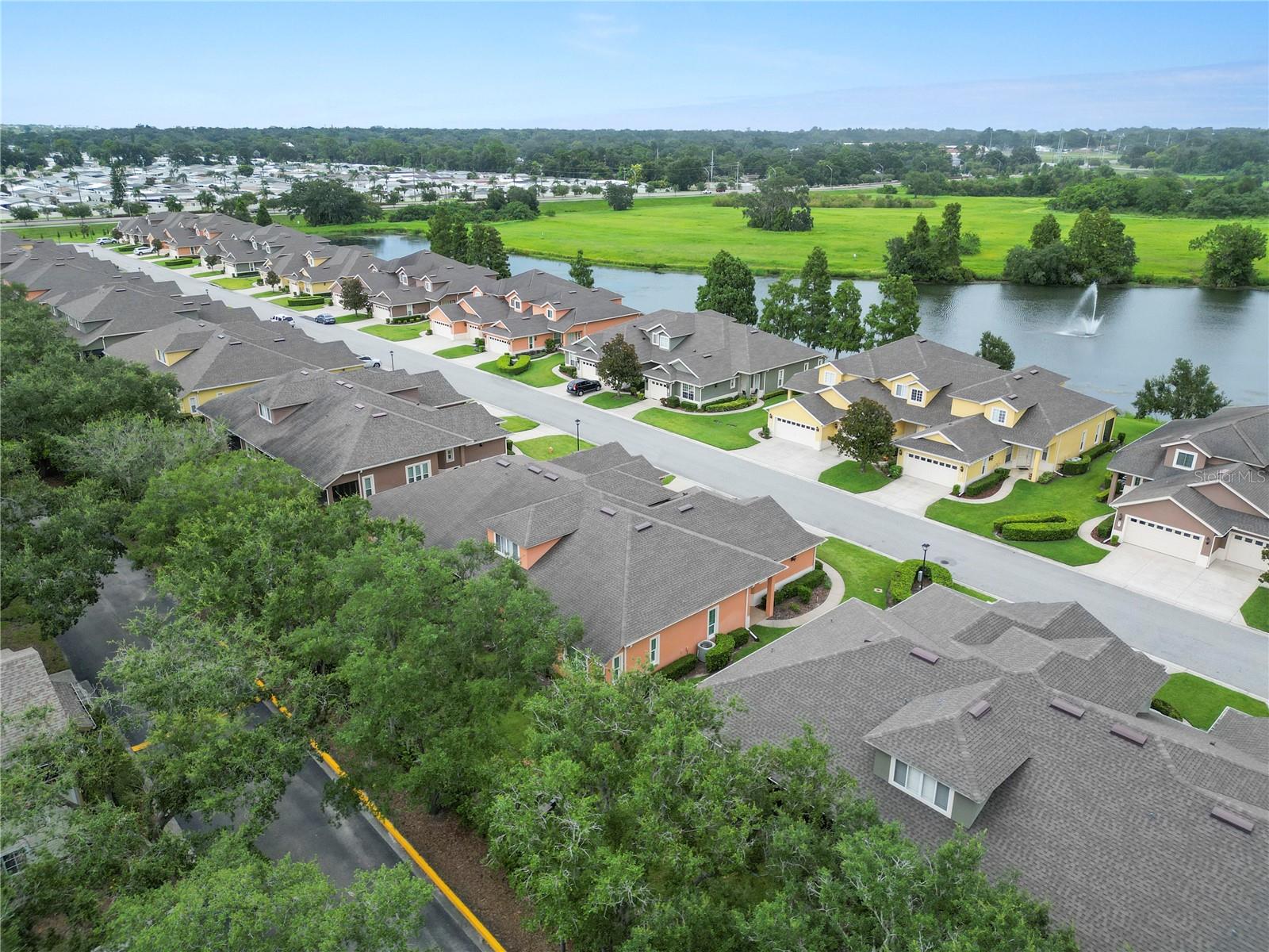 2979 MISSION LAKES DR #12