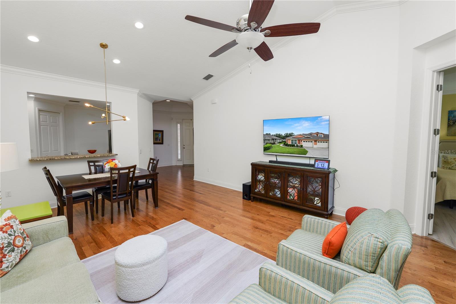 2979 MISSION LAKES DR #12