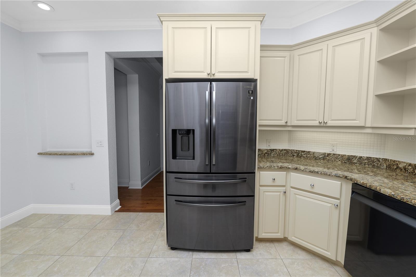 2979 MISSION LAKES DR #12