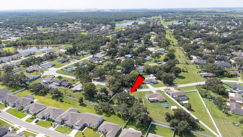 1040 SHADOWBROOK DR N