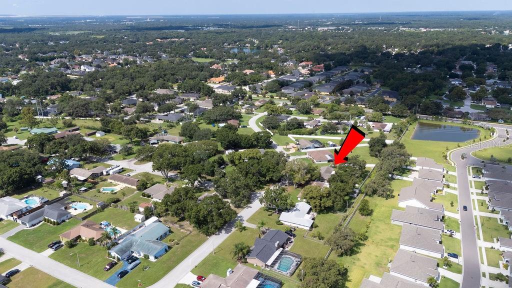 1040 SHADOWBROOK DR N