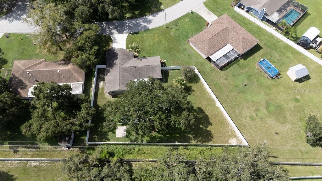 1040 SHADOWBROOK DR N