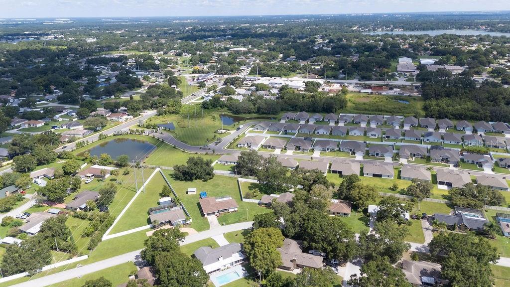 1040 SHADOWBROOK DR N