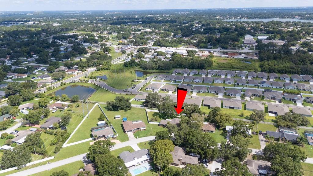 1040 SHADOWBROOK DR N