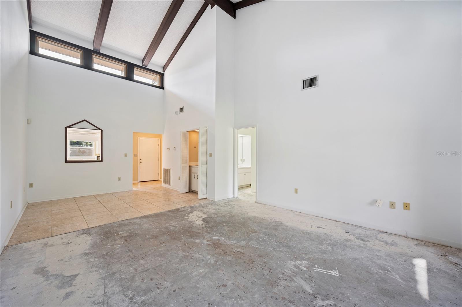 5225 IMPERIAL LAKES BLVD #29