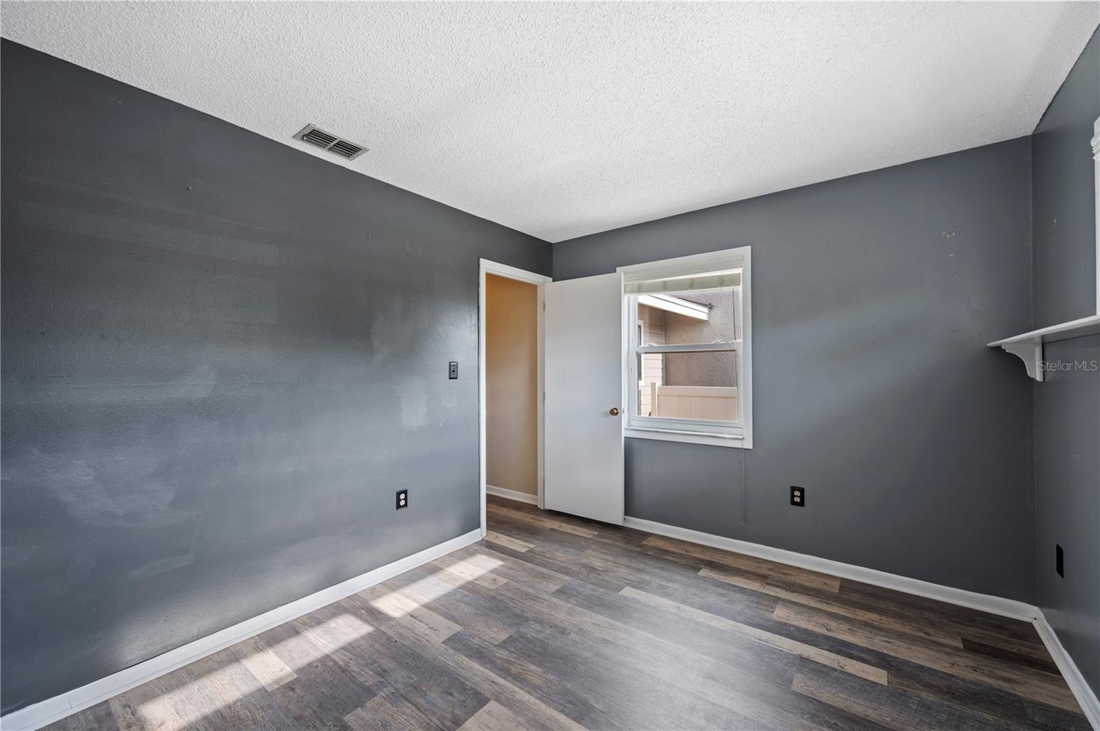 5225 IMPERIAL LAKES BLVD #29