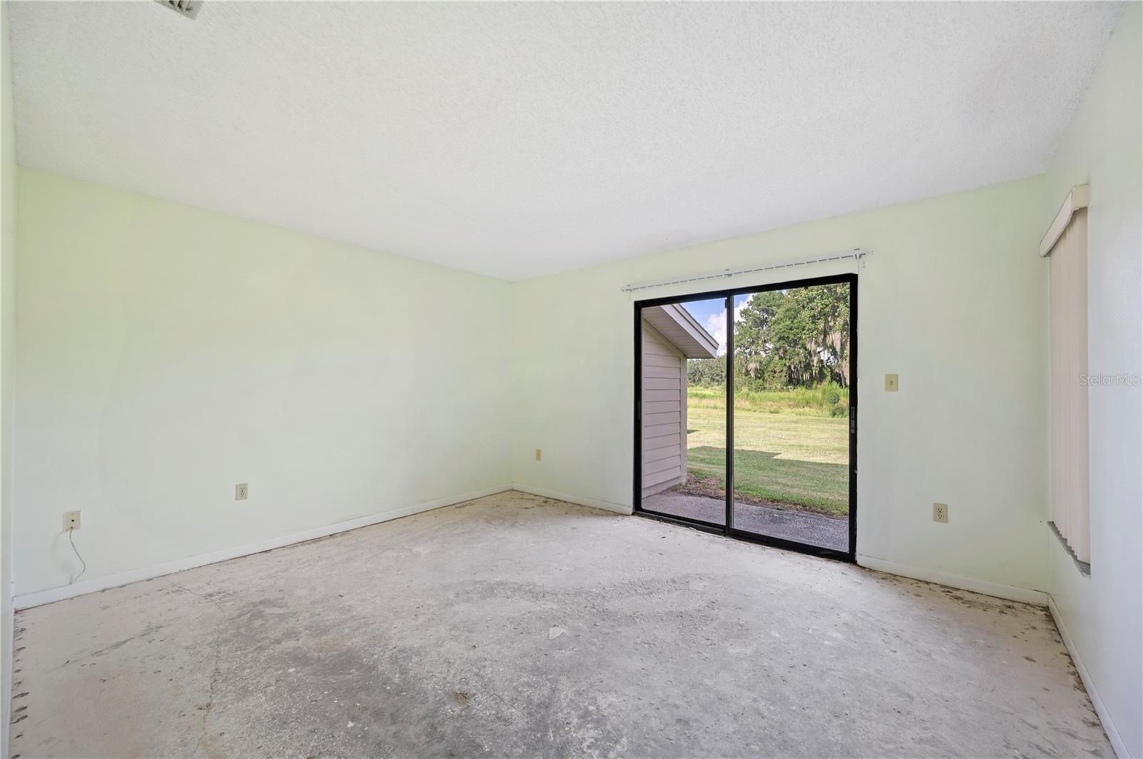 5225 IMPERIAL LAKES BLVD #29