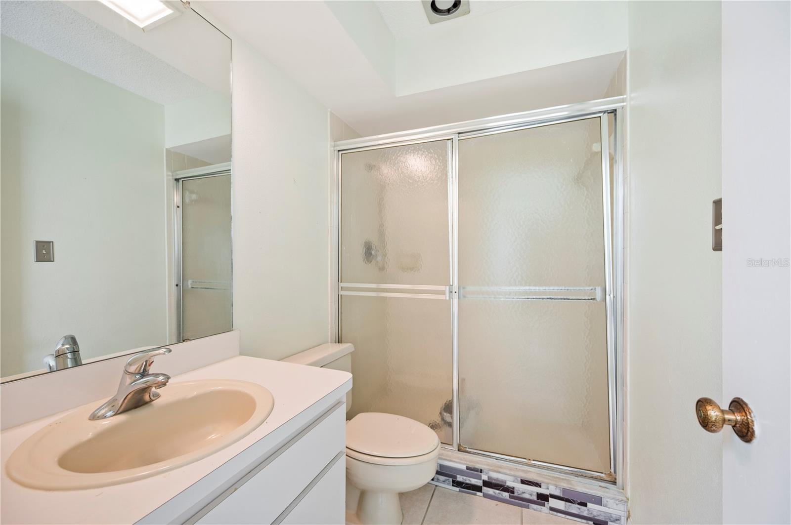 5225 IMPERIAL LAKES BLVD #29