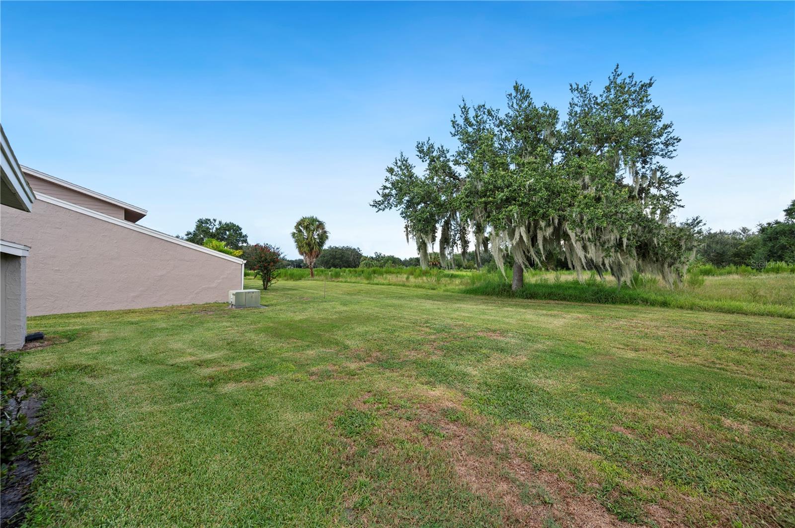 5225 IMPERIAL LAKES BLVD #29