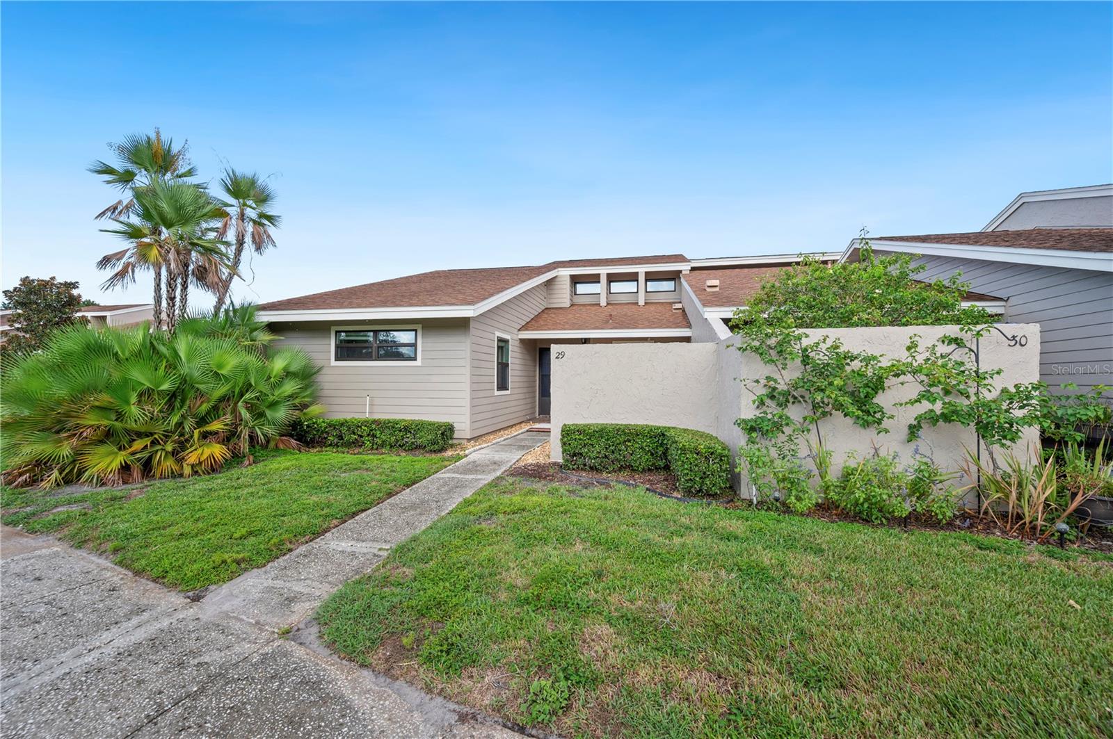 5225 IMPERIAL LAKES BLVD #29