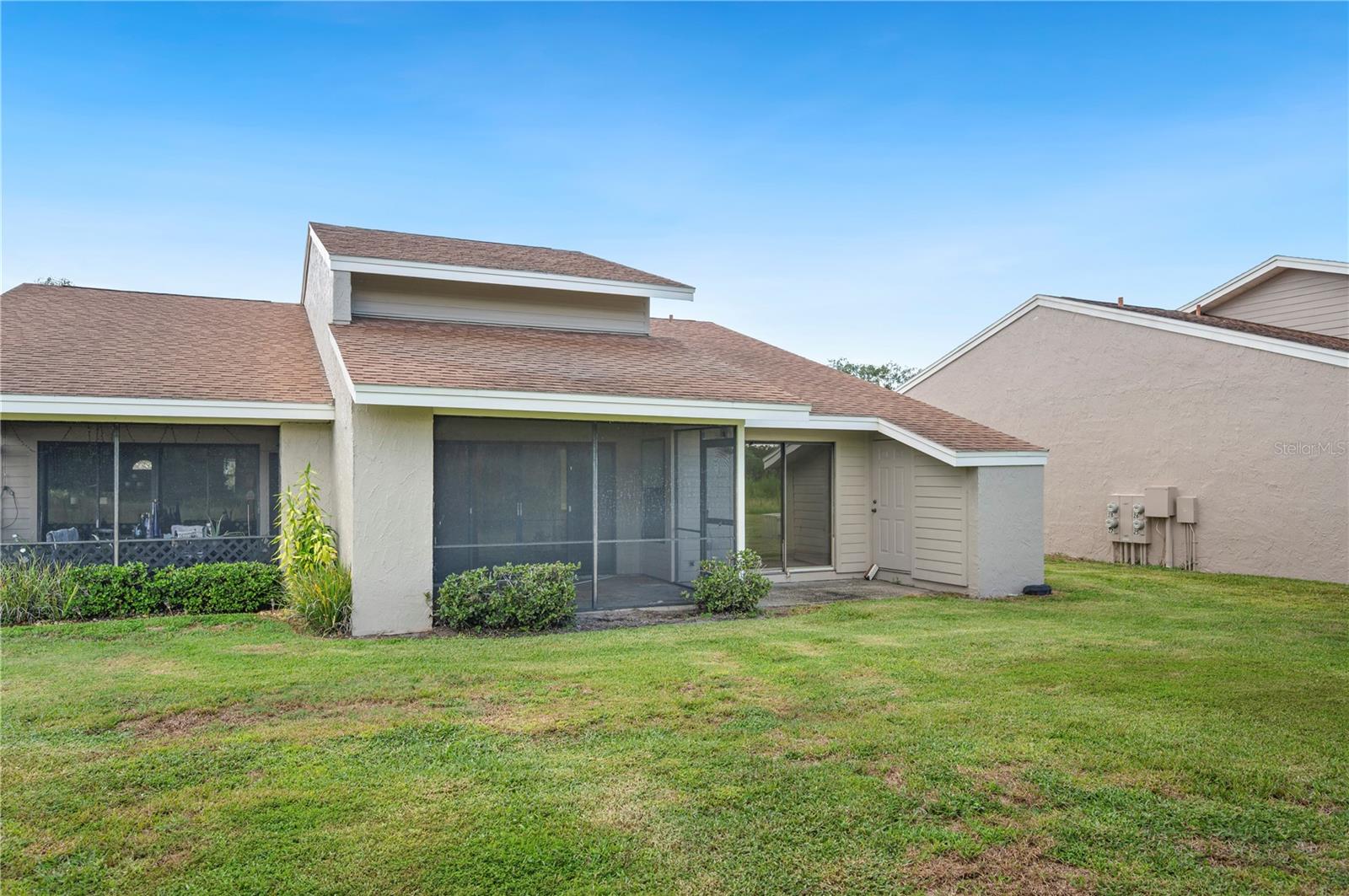 5225 IMPERIAL LAKES BLVD #29