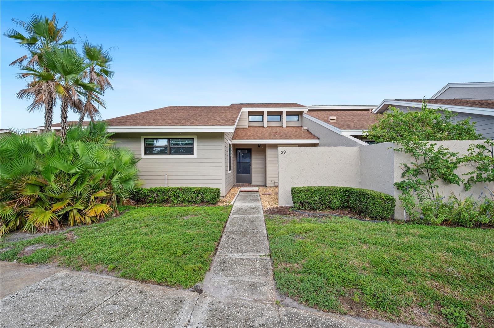 5225 IMPERIAL LAKES BLVD #29