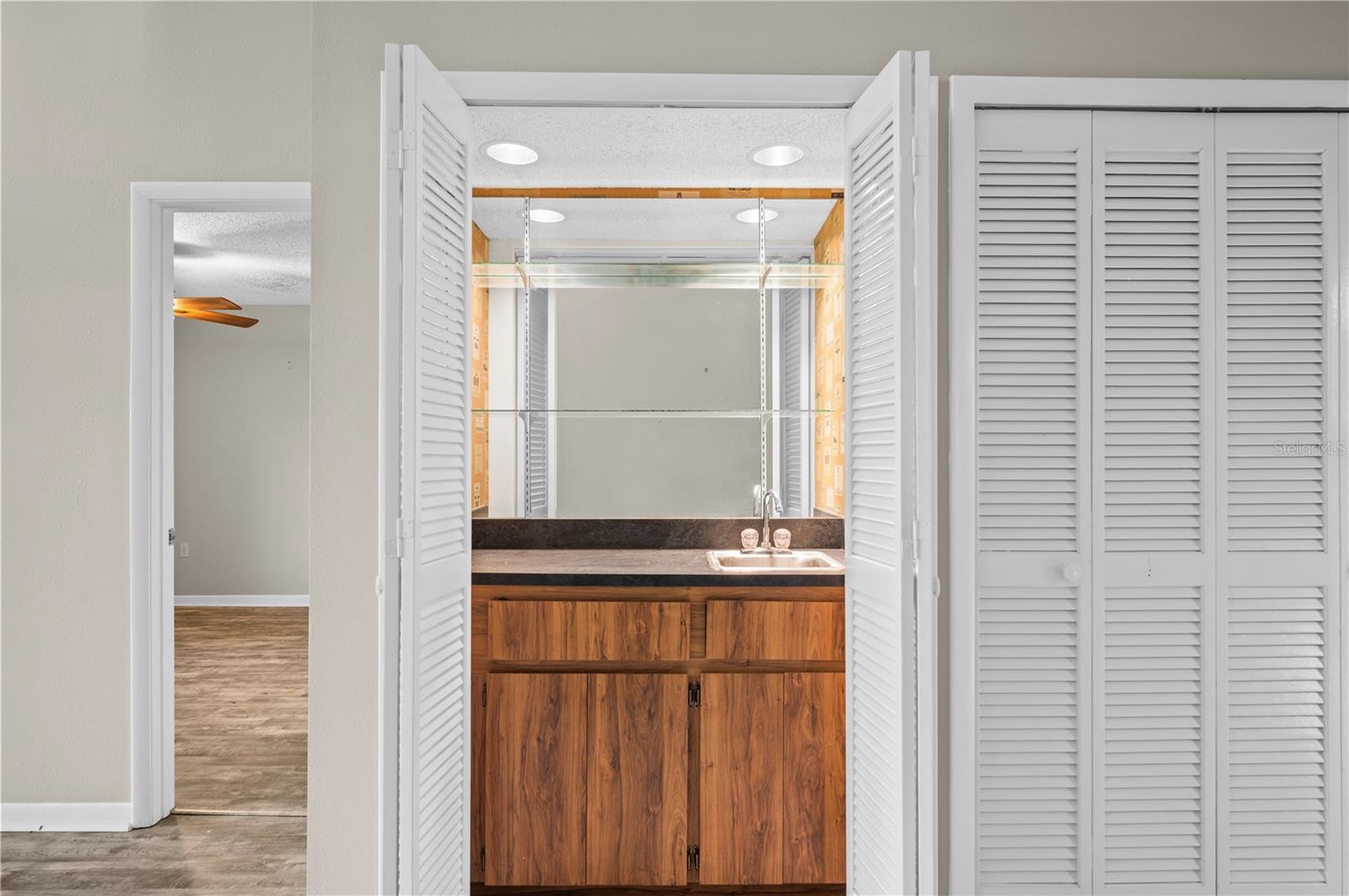 5225 IMPERIAL LAKES BLVD #56