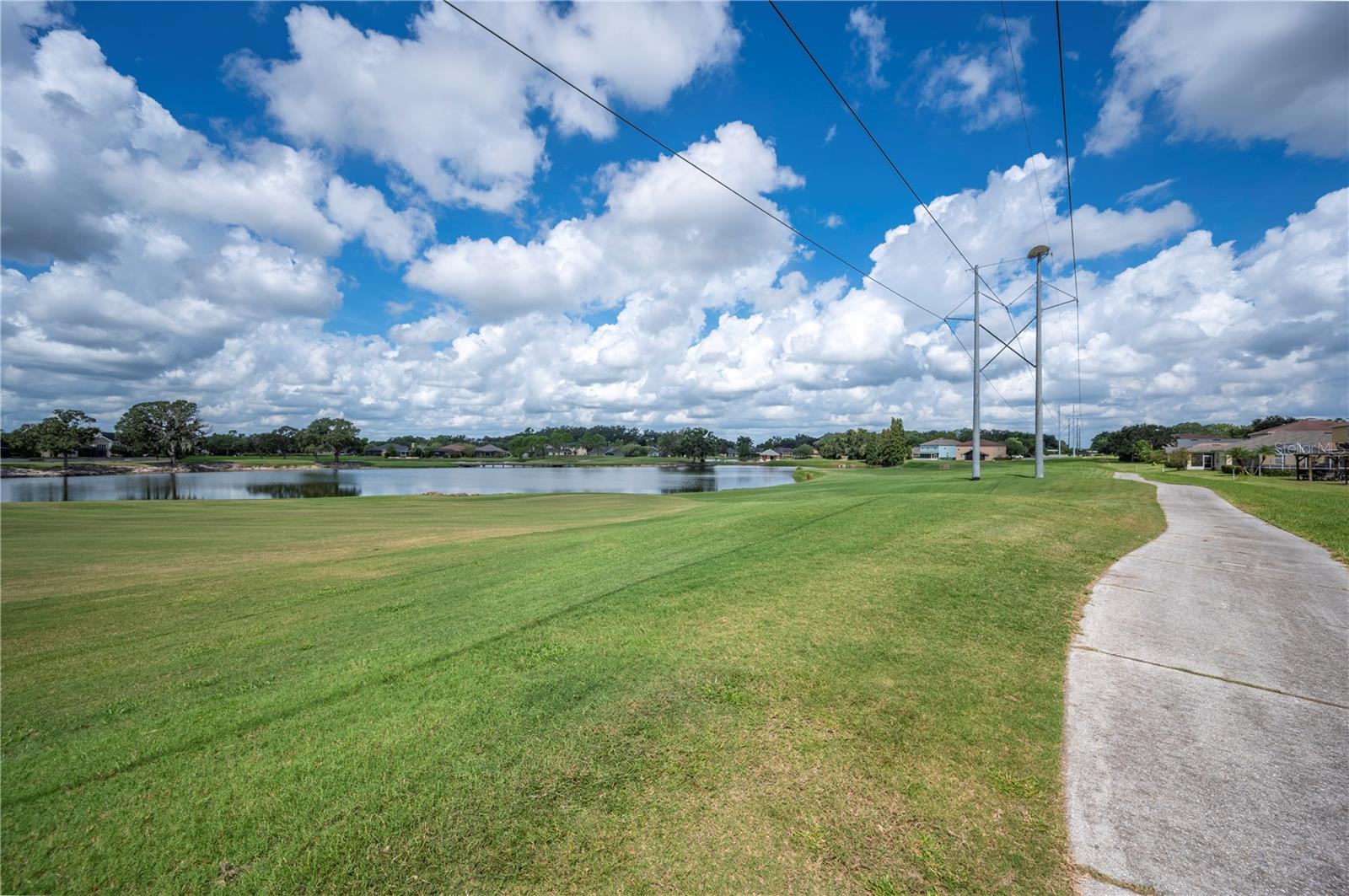 6973 LAKE EAGLEBROOKE DR