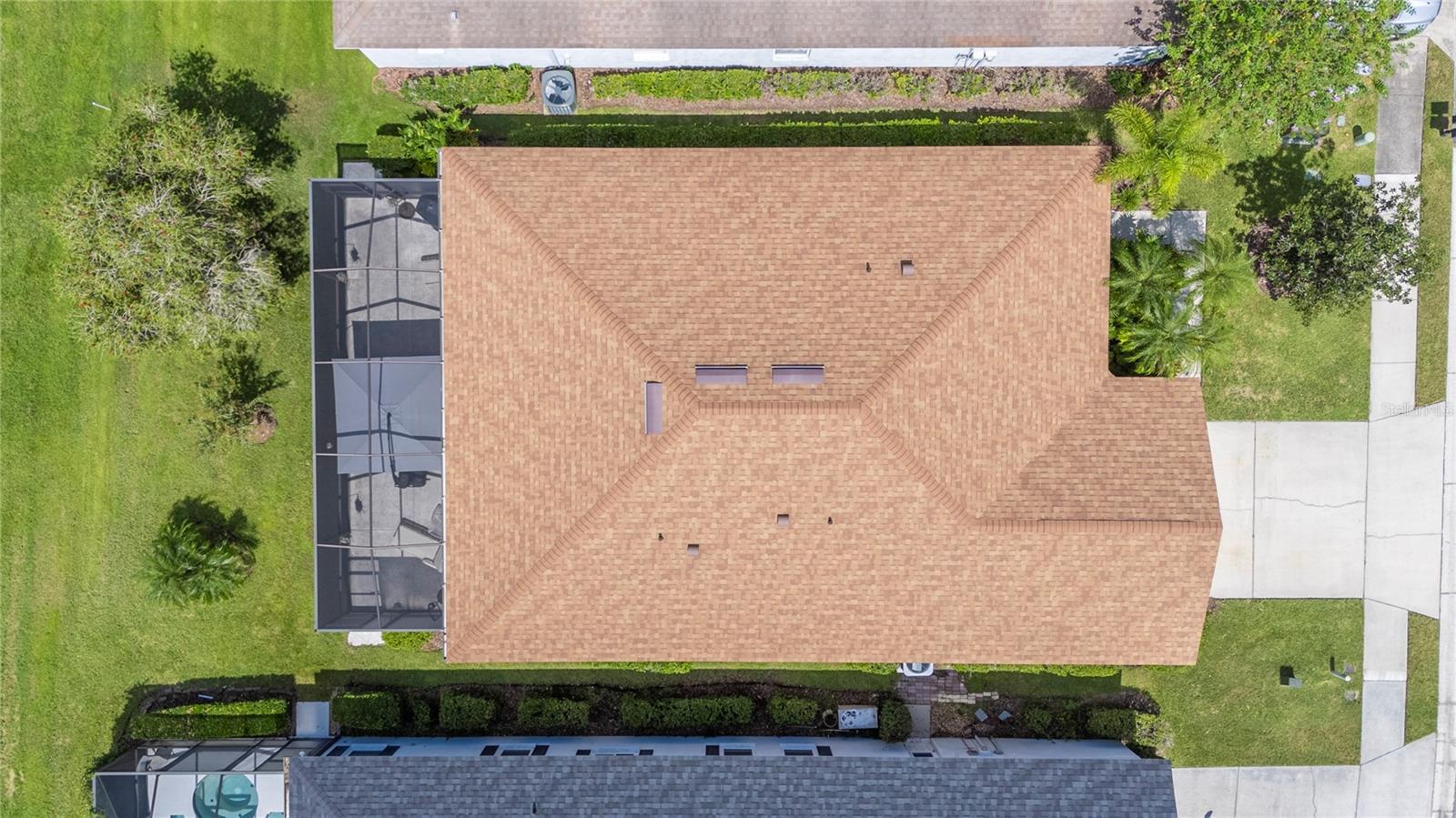 6973 LAKE EAGLEBROOKE DR