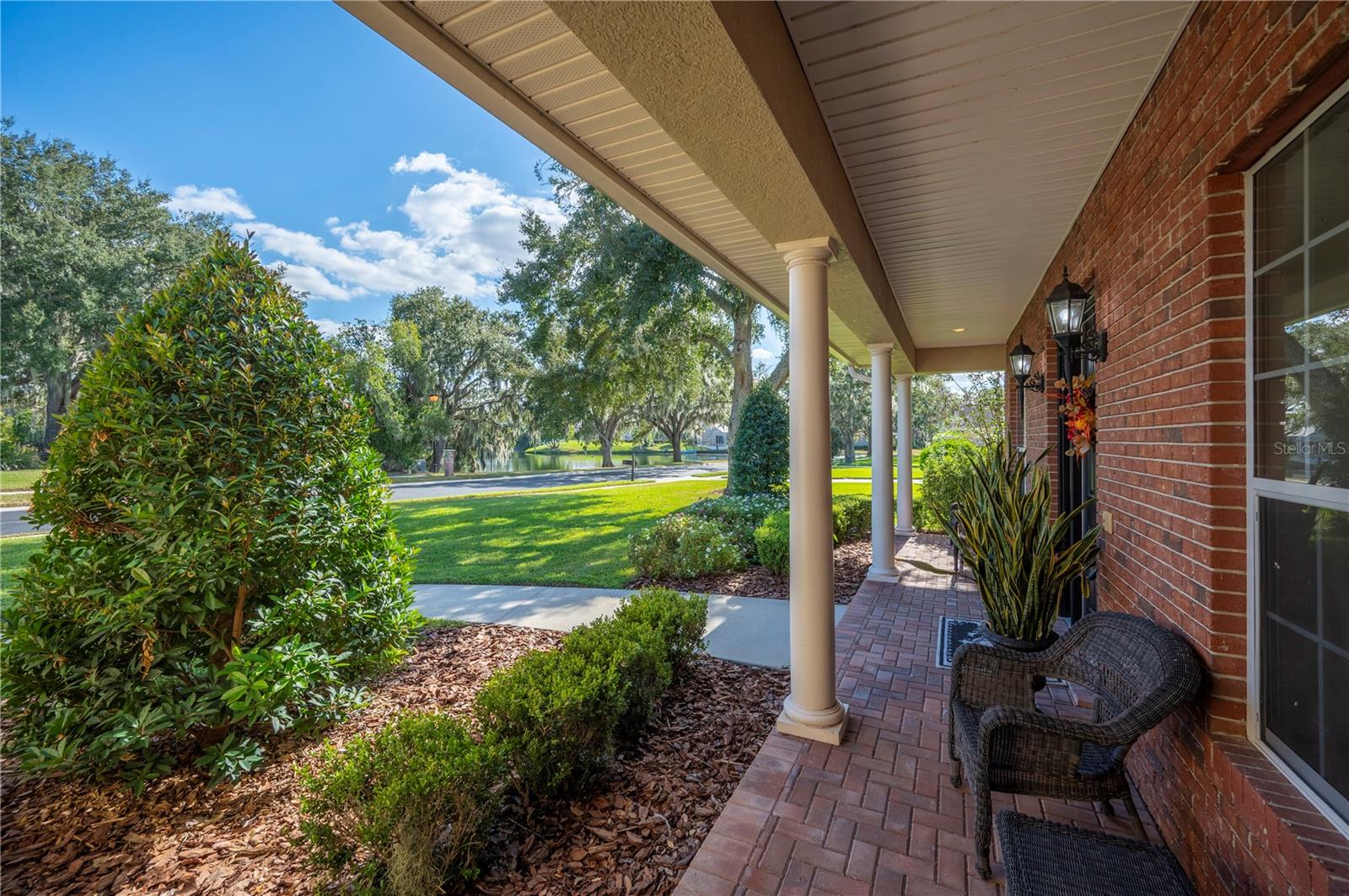 5789 LAKE VICTORIA DR