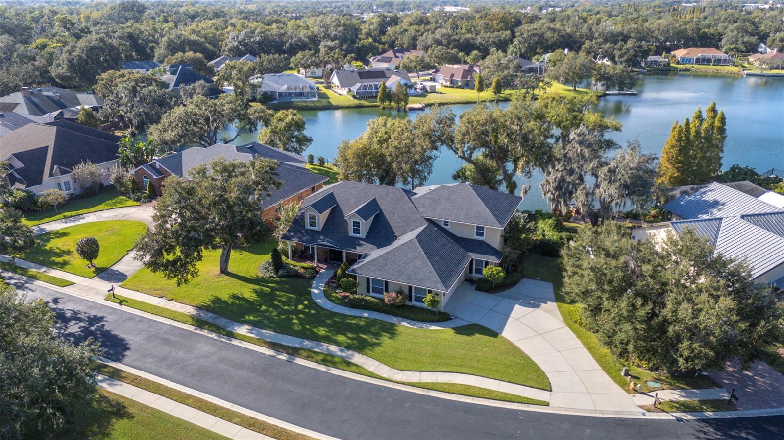 5789 LAKE VICTORIA DR