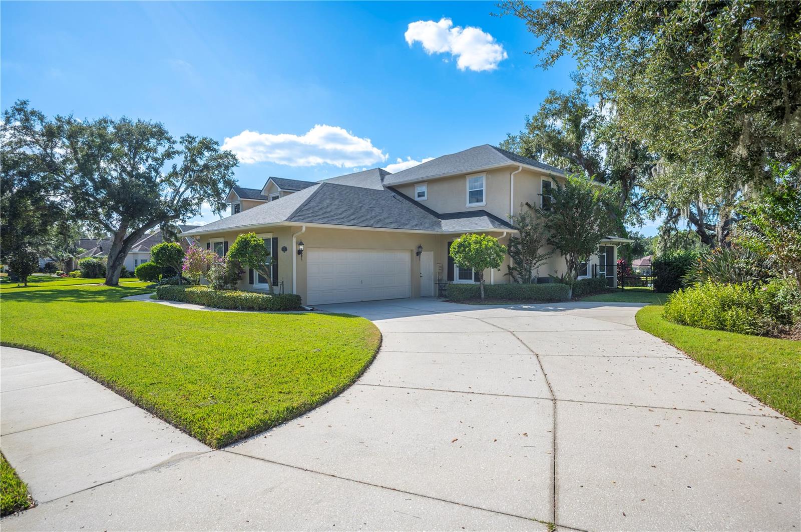 5789 LAKE VICTORIA DR