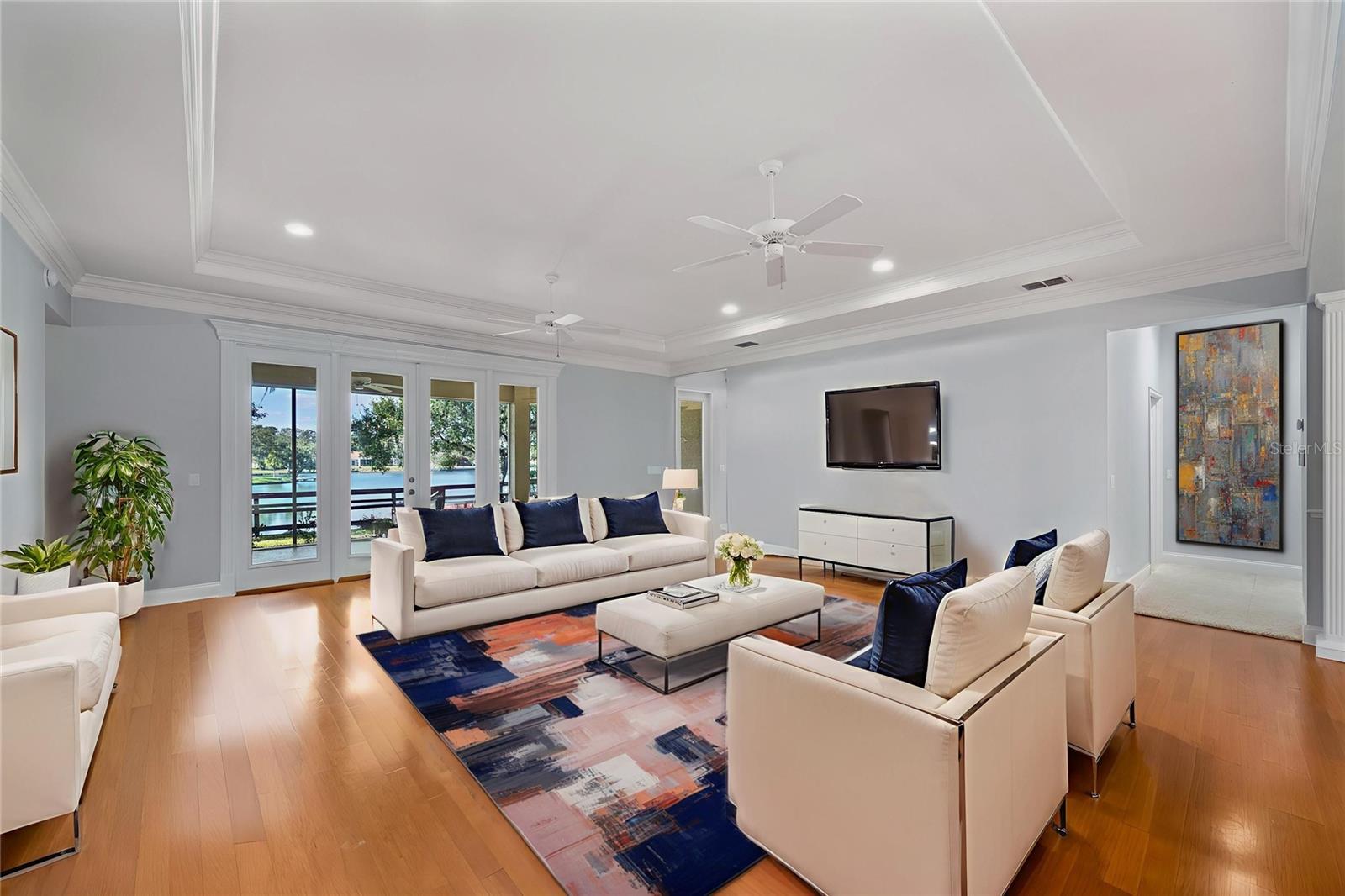 5789 LAKE VICTORIA DR