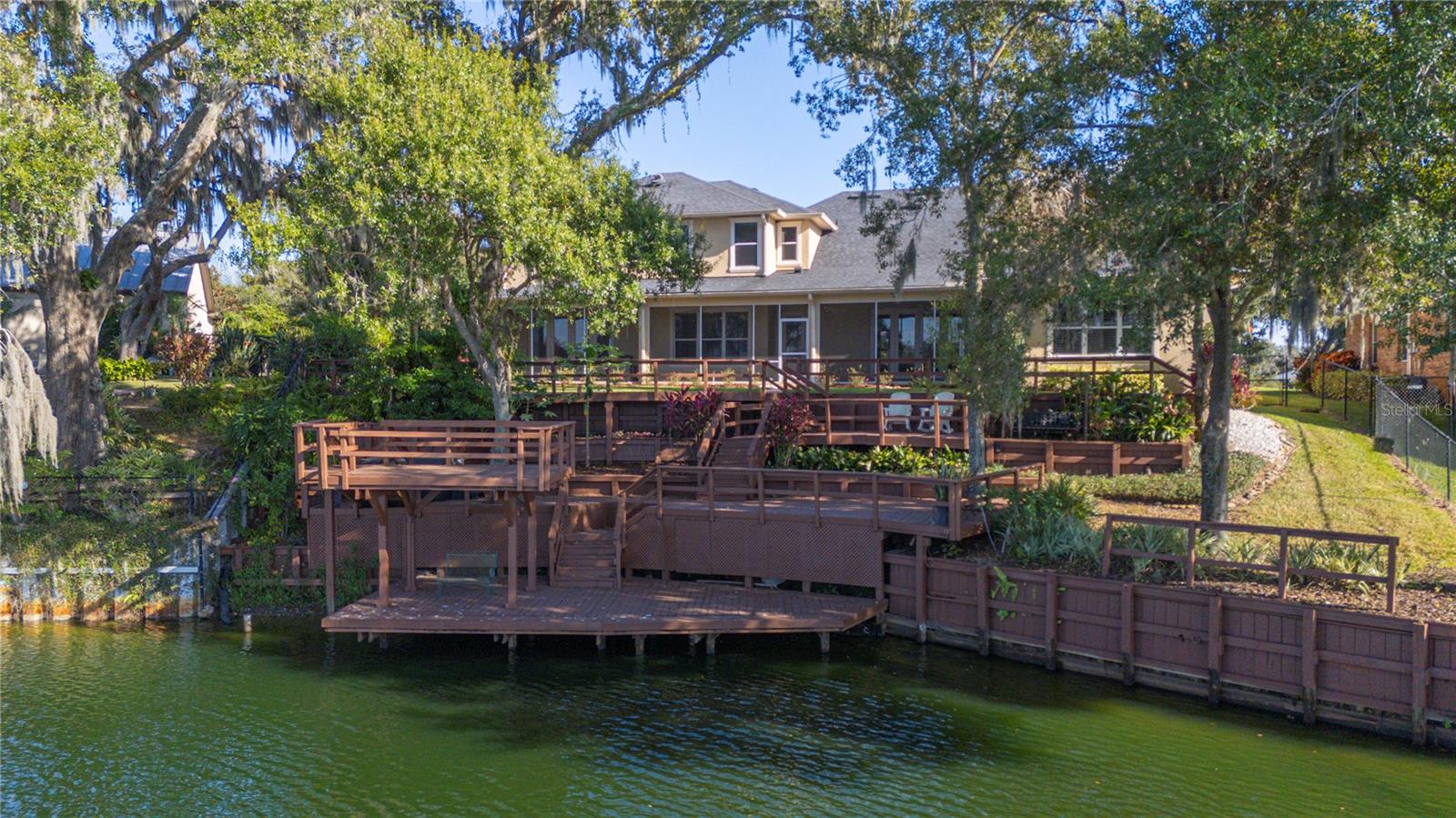 5789 LAKE VICTORIA DR