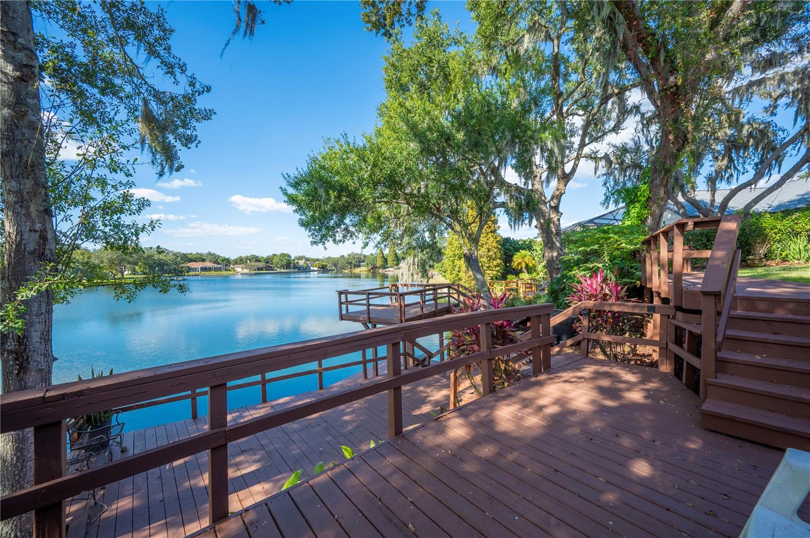 5789 LAKE VICTORIA DR