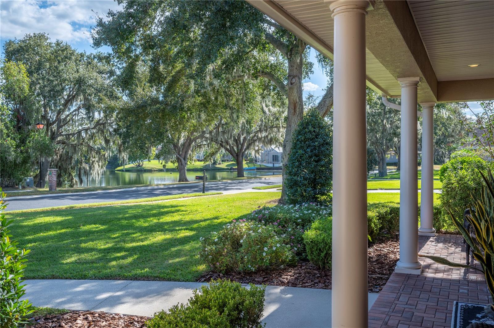 5789 LAKE VICTORIA DR