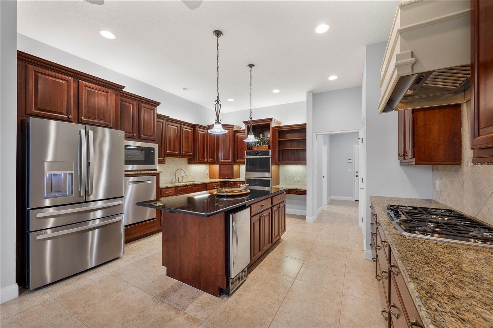 5789 LAKE VICTORIA DR