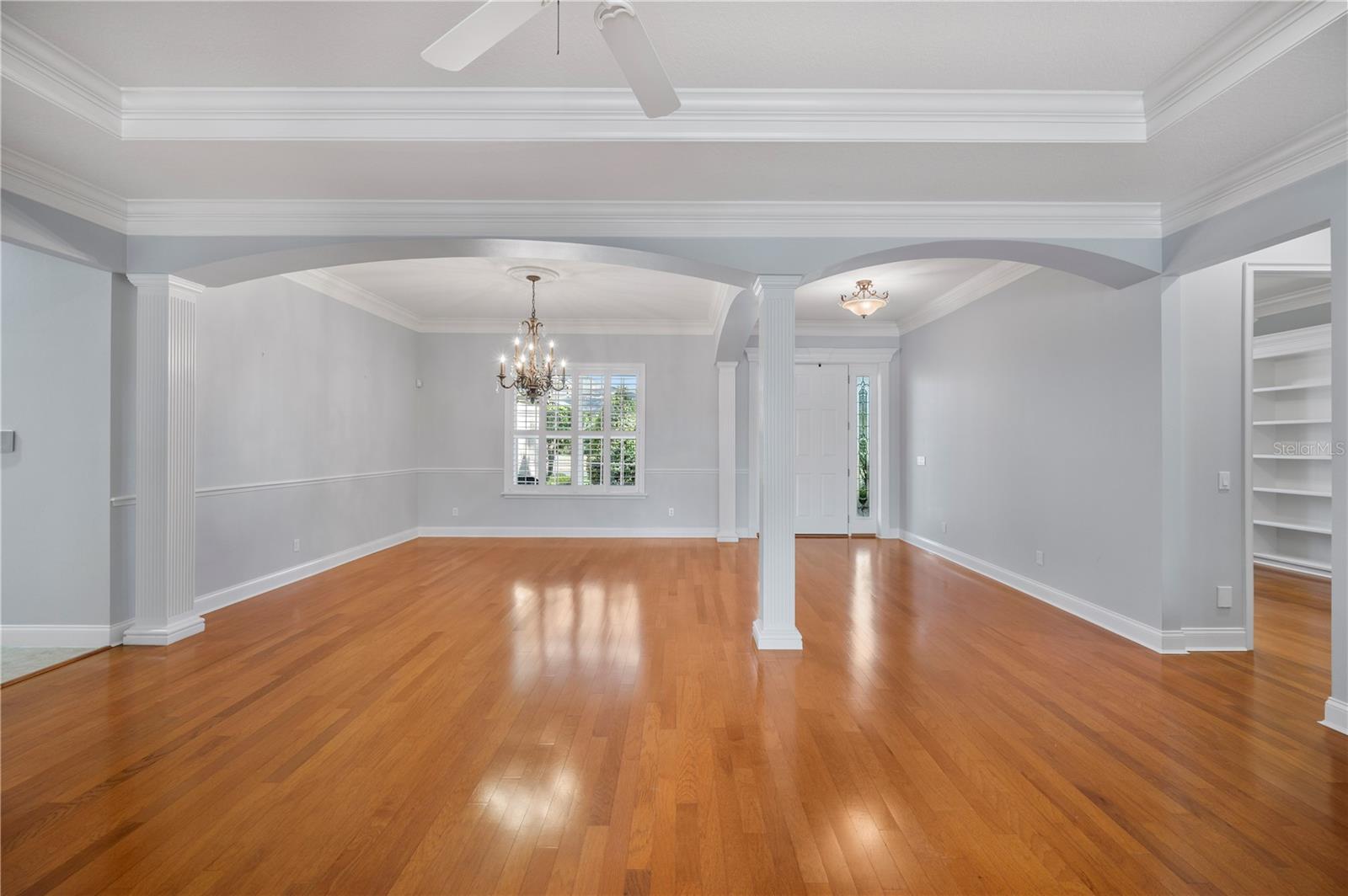 5789 LAKE VICTORIA DR