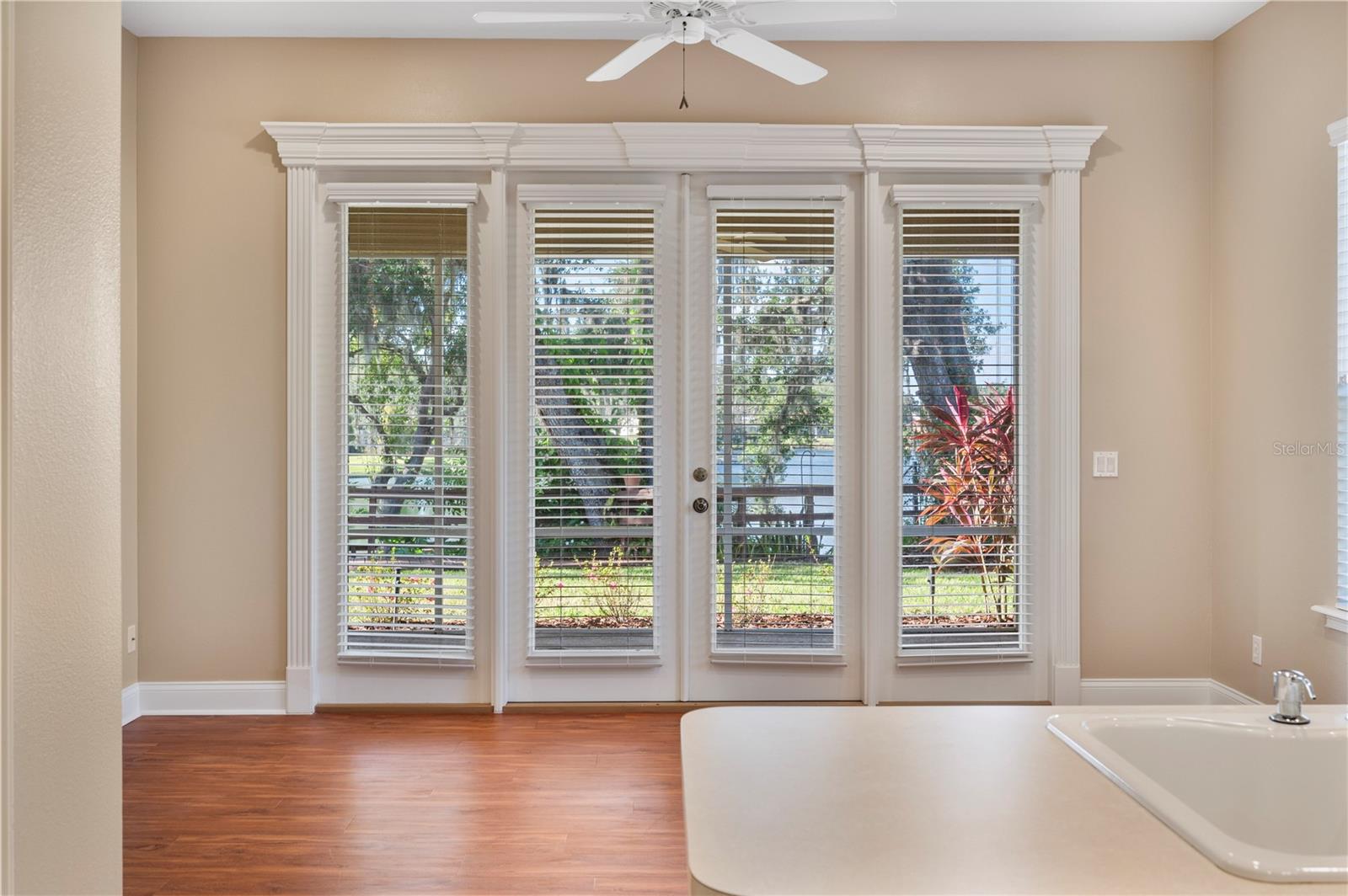 5789 LAKE VICTORIA DR