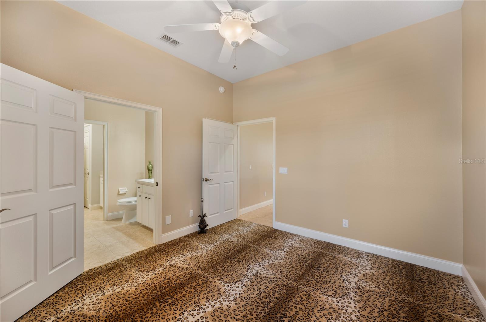 5789 LAKE VICTORIA DR